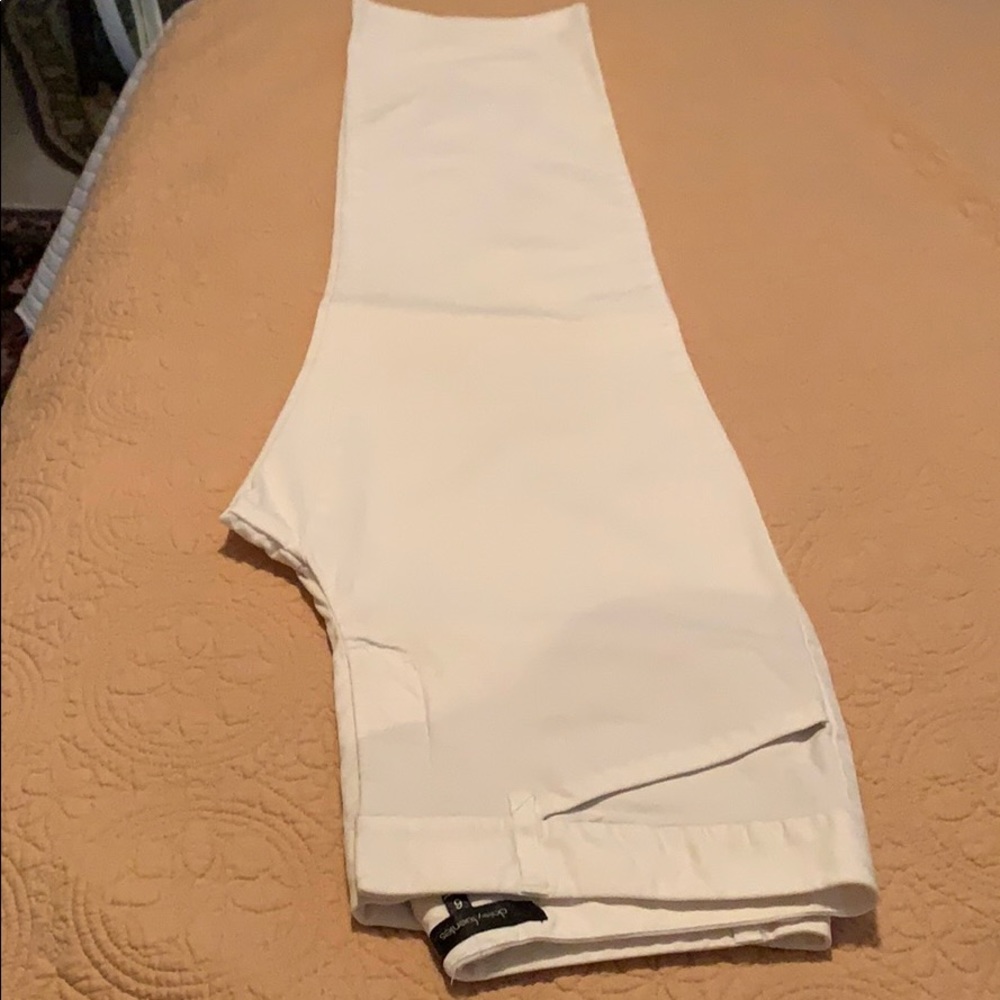 Daisy Fuentes White pants